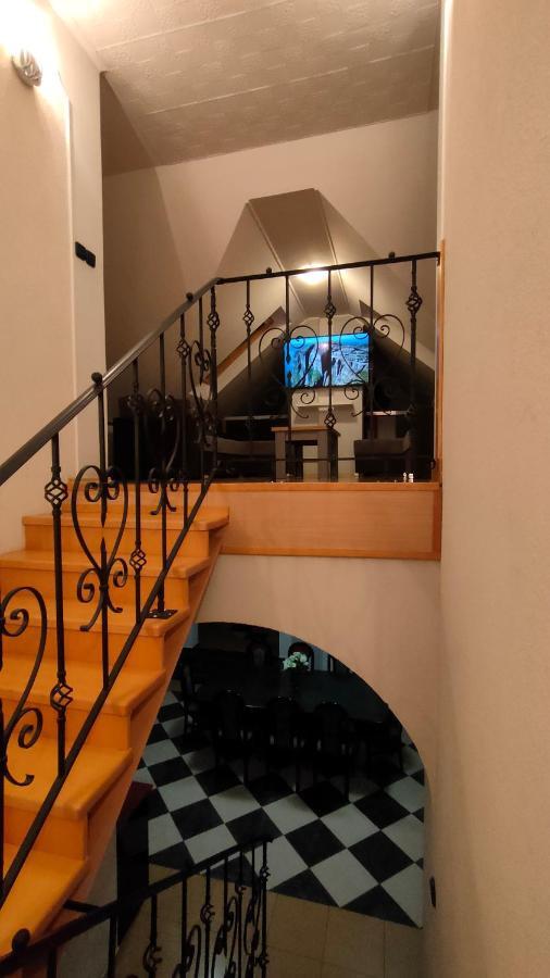 Nikolux Apartman Hajduszoboszlo Bagian luar foto